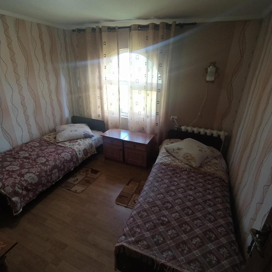 Мальва Apartamento Lazeshchyna Exterior foto