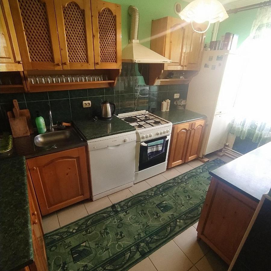 Мальва Apartamento Lazeshchyna Exterior foto