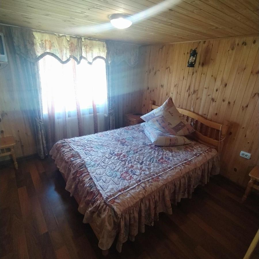 Мальва Apartamento Lazeshchyna Exterior foto